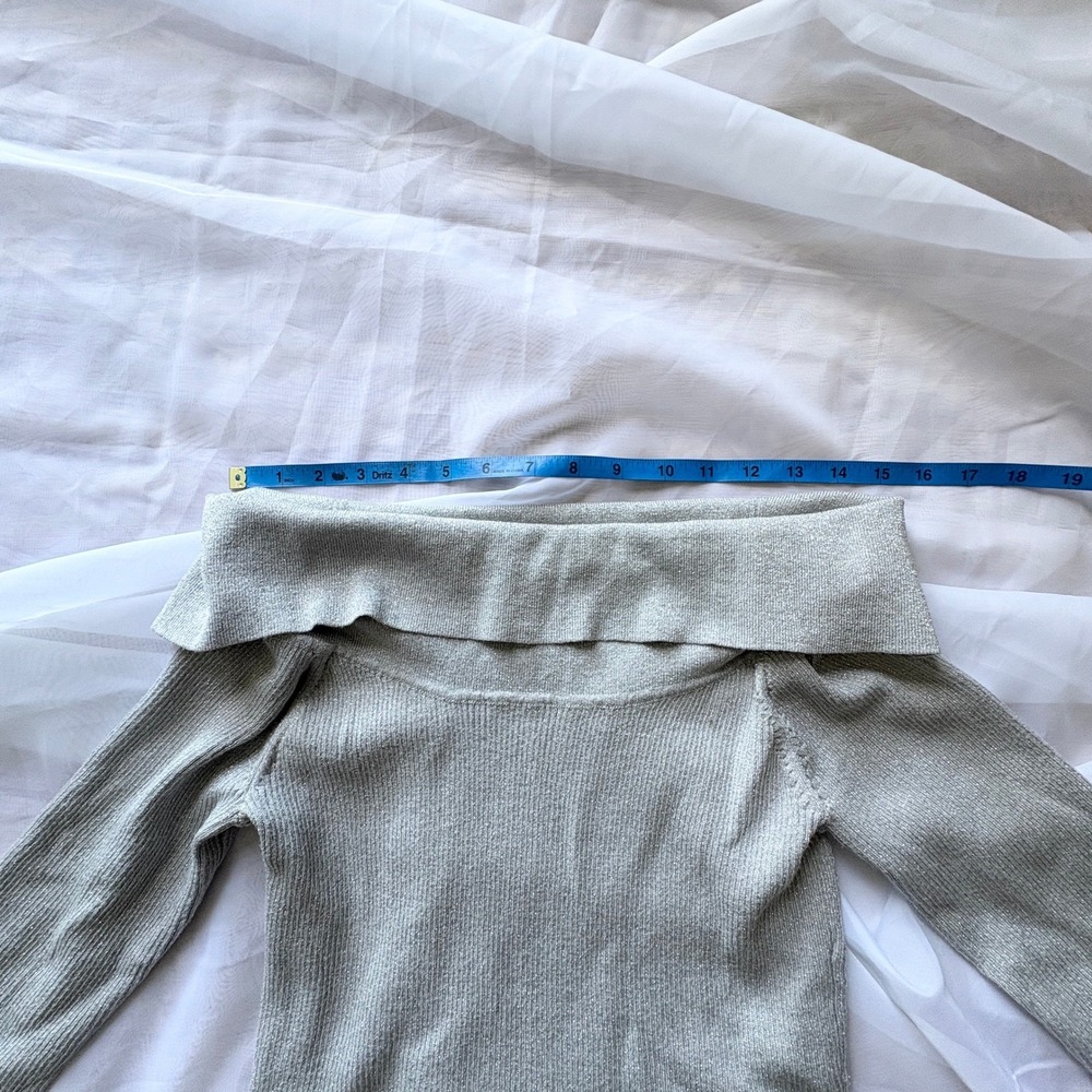 7th Avenue New York & Company Silver Metallic Off Shoulder Ribbed Sweater Medium - Picture 8 of 9